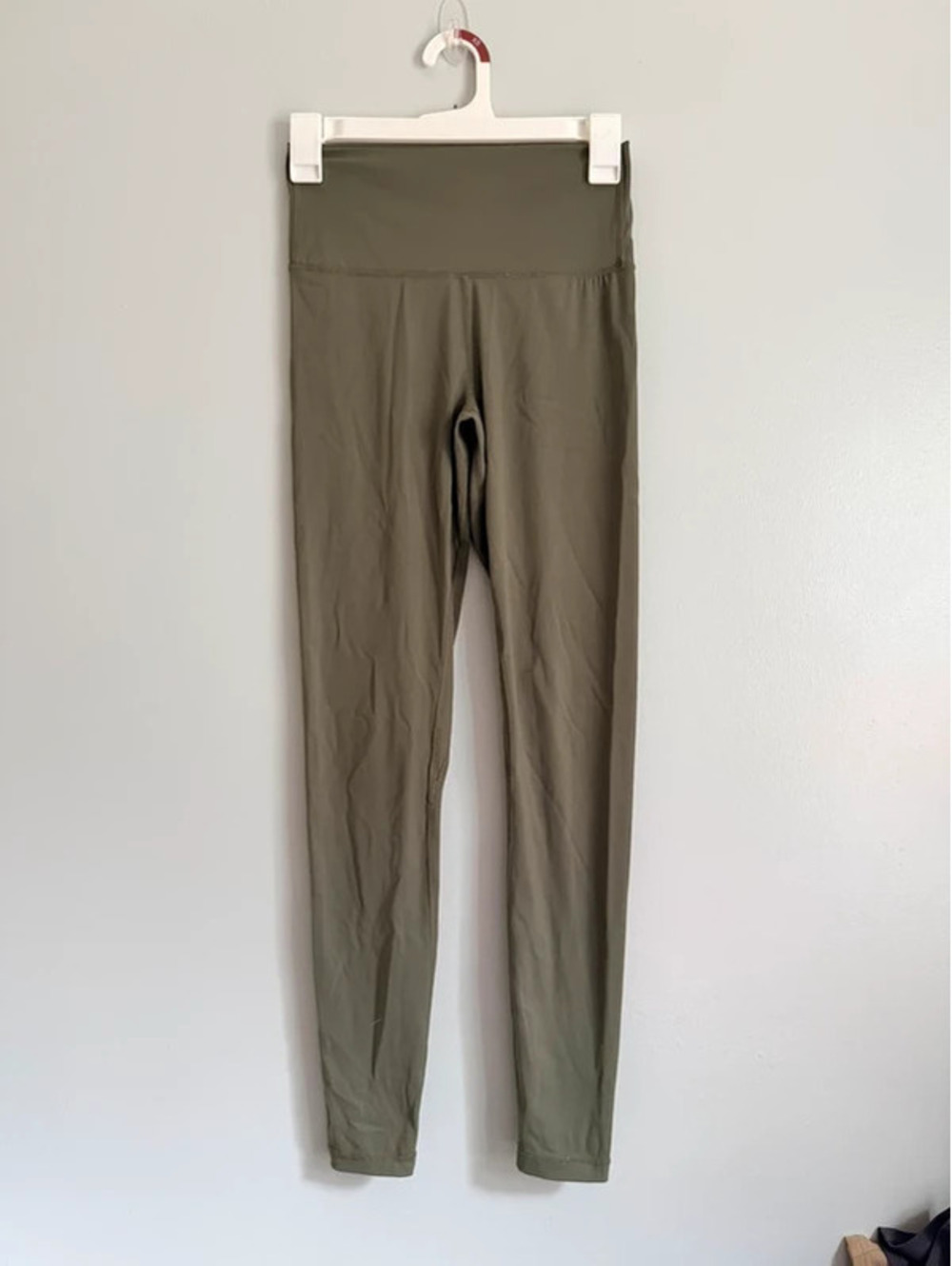 GB Olive Green High Rise Leggings Size Small